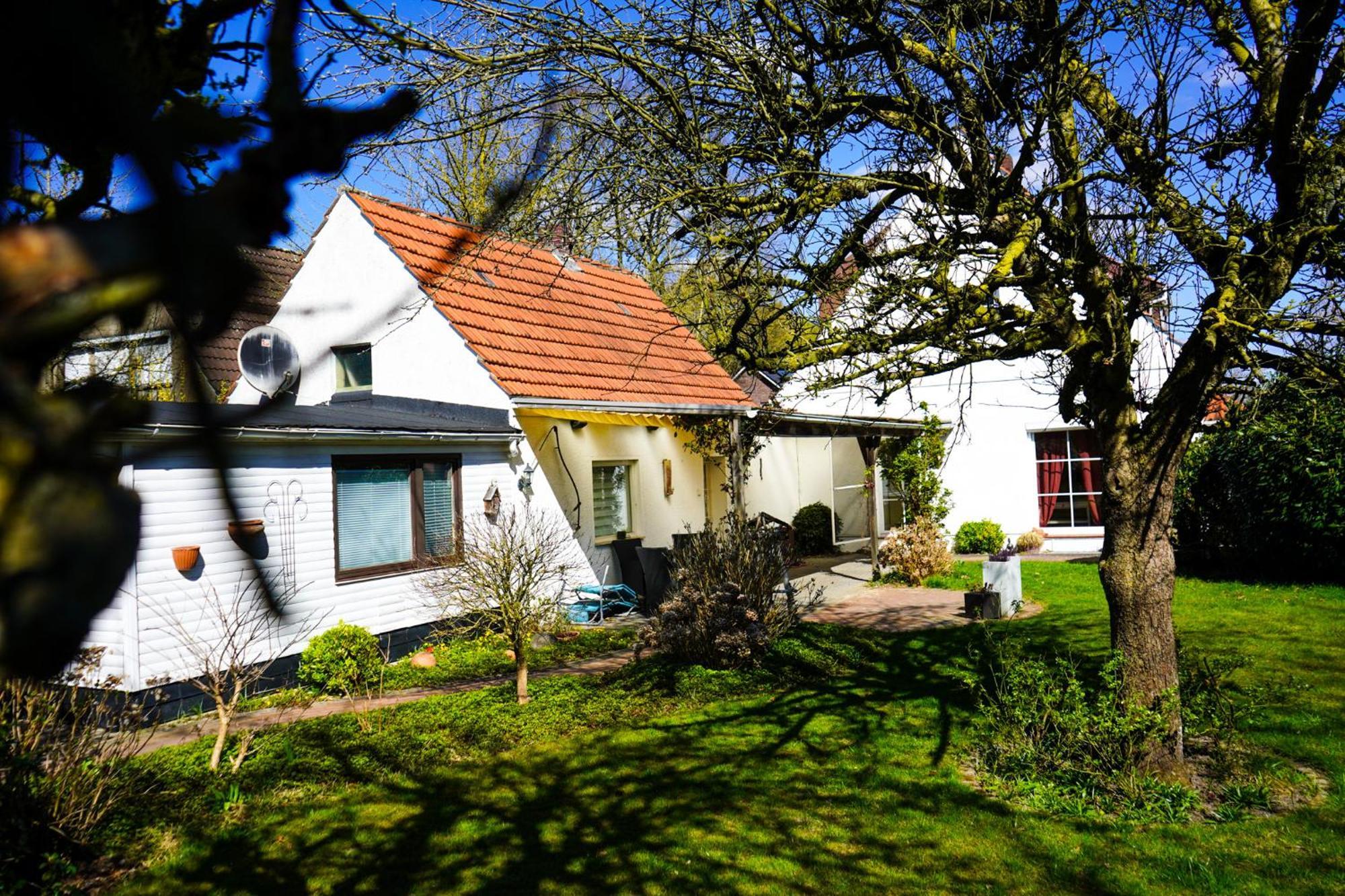 Gemuetliches Haus Mit Grossem Traumhaften Garten BRE Eksteriør bilde